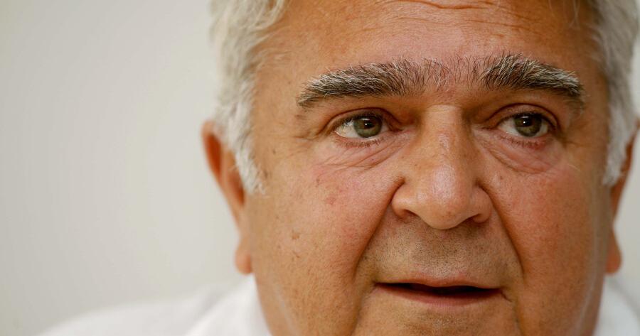 EKTAKTO: Εσπευσμένα στο νοσοκομείο ο Πασχάλης Τερζής