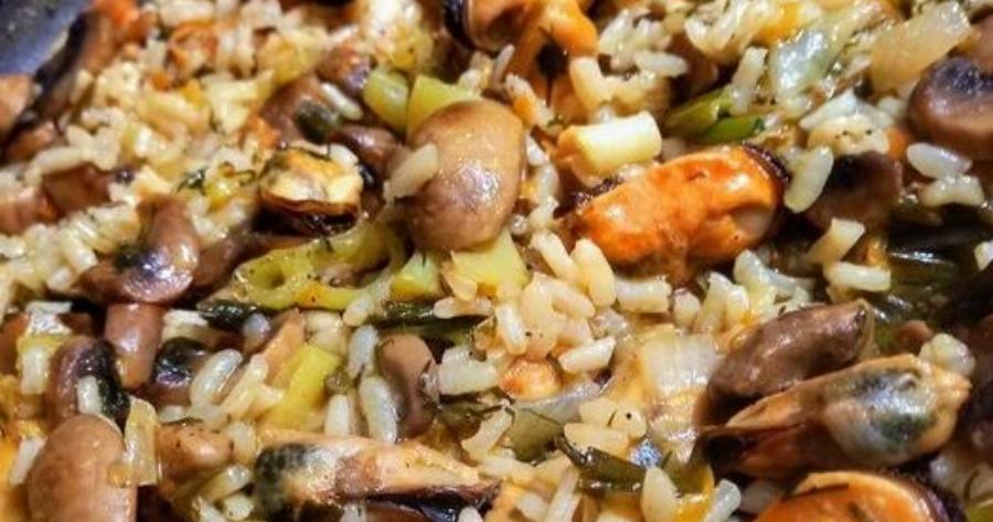 Μυδοπίλαφο ζουμερό και πεντανόστιμο – έτσι το κάνω πάντα