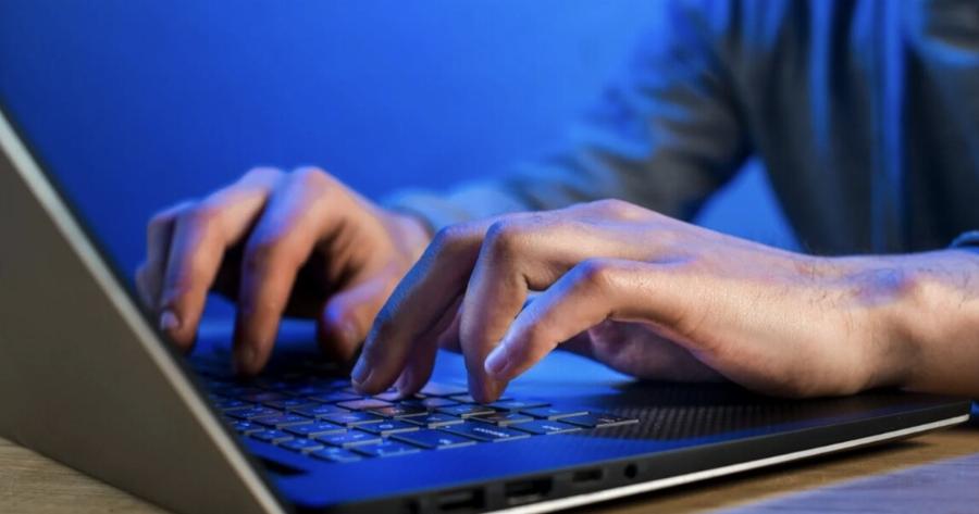 Χαρές στο Δημόσιο: Οι αυξńσεις στους μισθούς των δnμοσίων υπαλλήλων