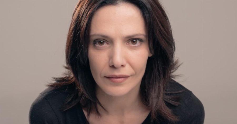 Η Μαριλίτα Λαμπροπούλου αποκαλύπτει τα μυστικά ομορφιάς που την κάνουν τόσο εντυπωσιακή στα 51 της