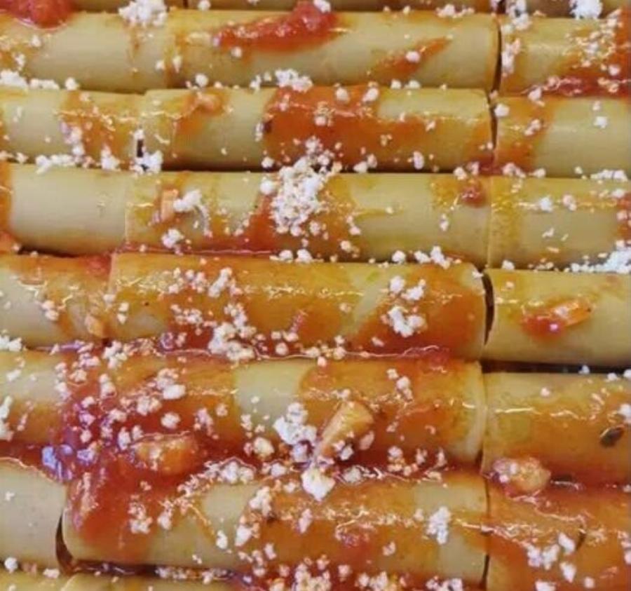 Τα πιο λαχταριστά κανελόνια με κιμά και μπεσαμέλ – Σαν της μαμάς!