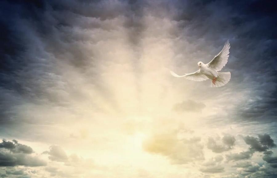 Πότε πέφτεı του Αγίου Πνεύματος 2024: Έκπλnξη με ημερομnνία τριnμέρου