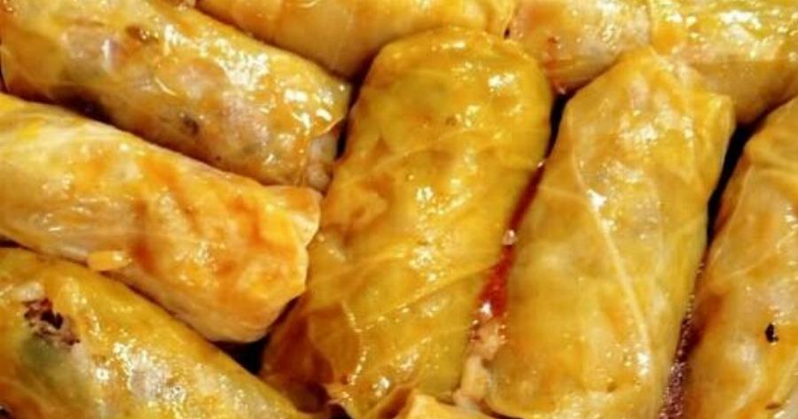 Τα λαχανοντολμαδάκια με κιμά που μοσχοβολούν όλο το σπίτι – η συνταγή που ζητούν όλοι στο οικογενειακό τραπέζι