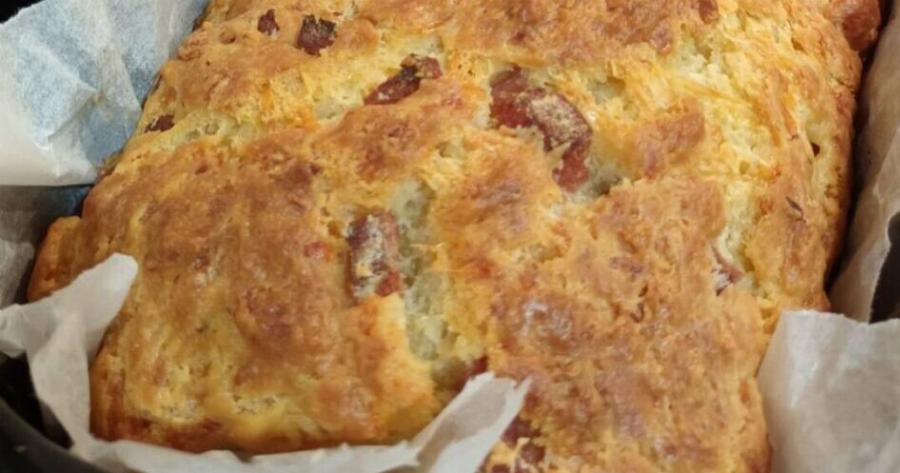 Το πιο αφράτο αλμυρό κέικ που θα φτιάχνεις συνέχεια