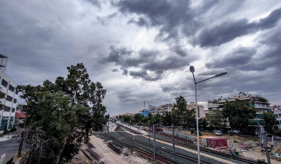 Καταιγίδες στην Αθήνα και μετά χειμώνας με… χιόνια