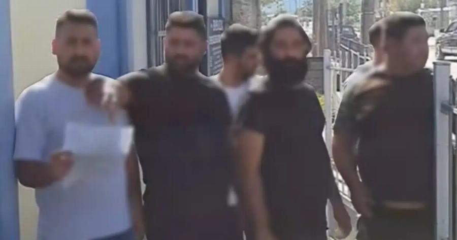 Ρομά ανέβασαν βίντεο: «Κάναμε αίτηση για να μπούμε στην ΕΛΑΣ»