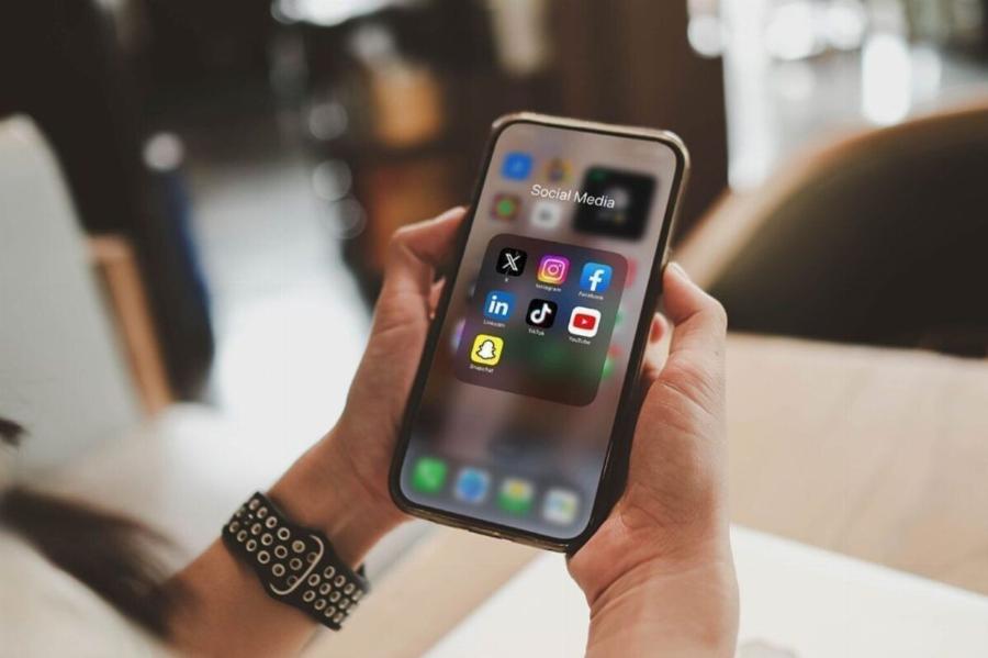 Τέλος τα social media για τα παιδιά από σήμερα: Το τεράστιο πρόστιμο μη συμμόρφωσης