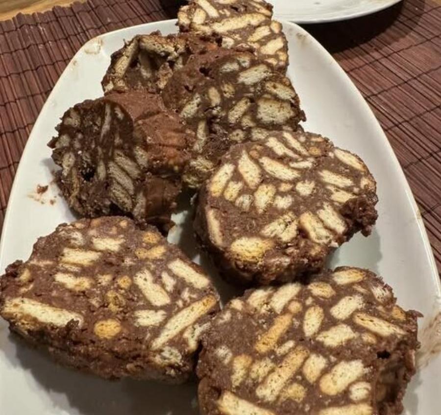 Το γλυκό με μπισκότα που γίνεται σε 5 λεπτά