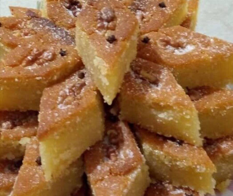 Παραδοσιακό λαδοραβανί που «στρώνει» και γίνεται όλο και καλύτερο