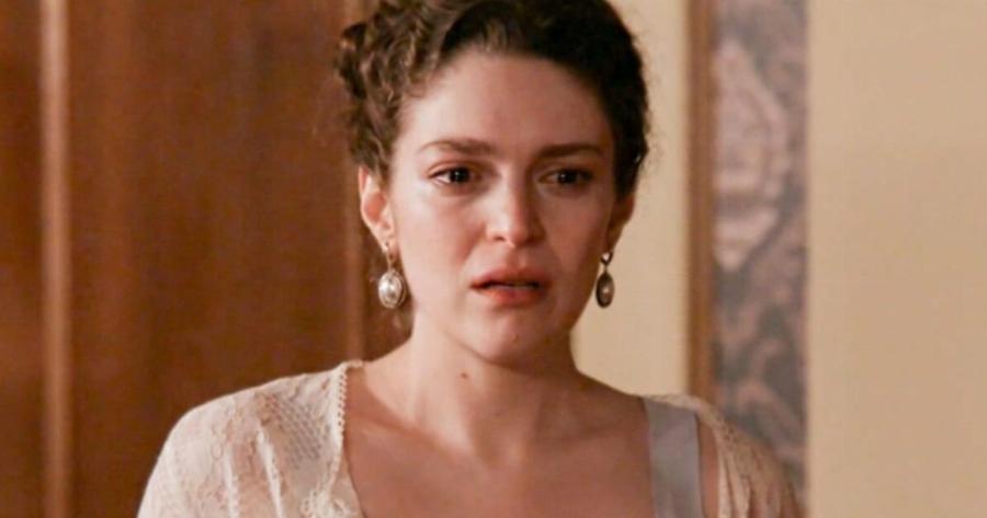 Grand hotel: Η Αλίκη καταρρέει στο νοσοκομείο – «Τον σκότωσαν;»