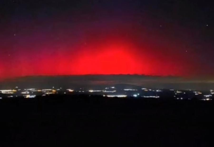 Απίστευτο! Ορατό το Βόρειο Σέλας στη Βόρεια Ελλάδα για πρώτη φορά