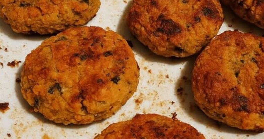 «Ρεβιθοκεφτέδες φούρνου: Τραγανή απόλαυση χωρίς τηγάνι για όλη την οικογένεια»