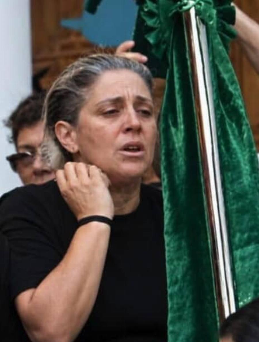 Μαζωνάκης: Το μοναδικό αντικείμενο που ζήτησε η αδερφή του Μαρία να μπει στο φέρετρο