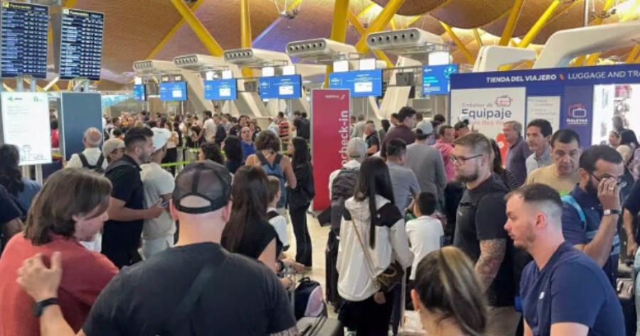 Συναγερμός σε τράπεζες και αεροπορικές εταιρίες – Παγκόσμιο μπλακάουτ που δεν έχει γίνει ξανά