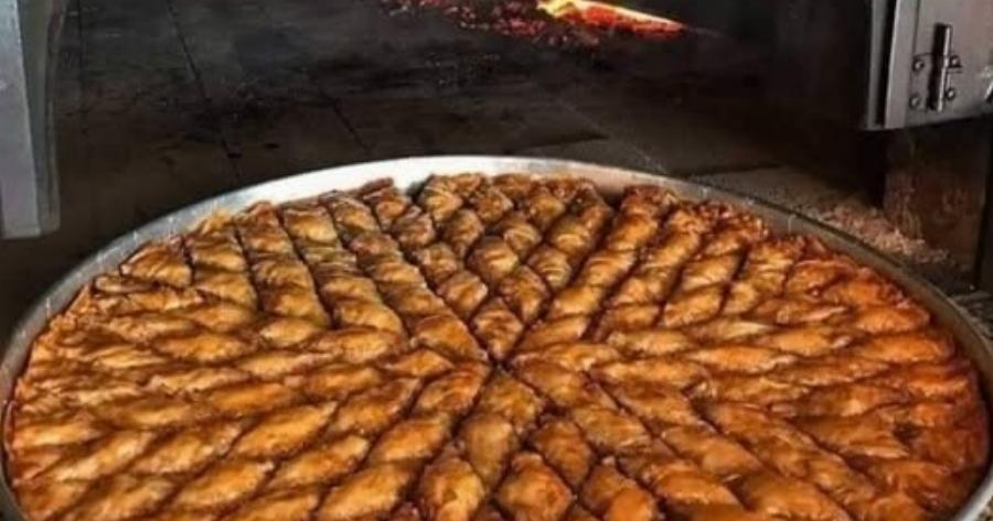 Μπακλαβάς φούρνου τραγανός και μελωμένος – Η παραδοσιακή συνταγή που μοσχοβολάει κανέλα!