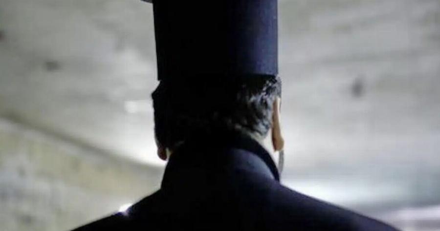 Χαμός στην Κηφισιά: Παπαδιά «τσάκωσε» ιερέα σε ξενοδοχείο ημιδιαμονής