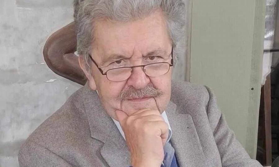 ΘΡΗΝΟΣ: ΠΕΘΑΝΕ ΑΓΑΠΗΜΕΝΟΣ ΕΛΛΗΝΑΣ ΔΗΜΟΣΙΟΓΡΑΦΟΣ