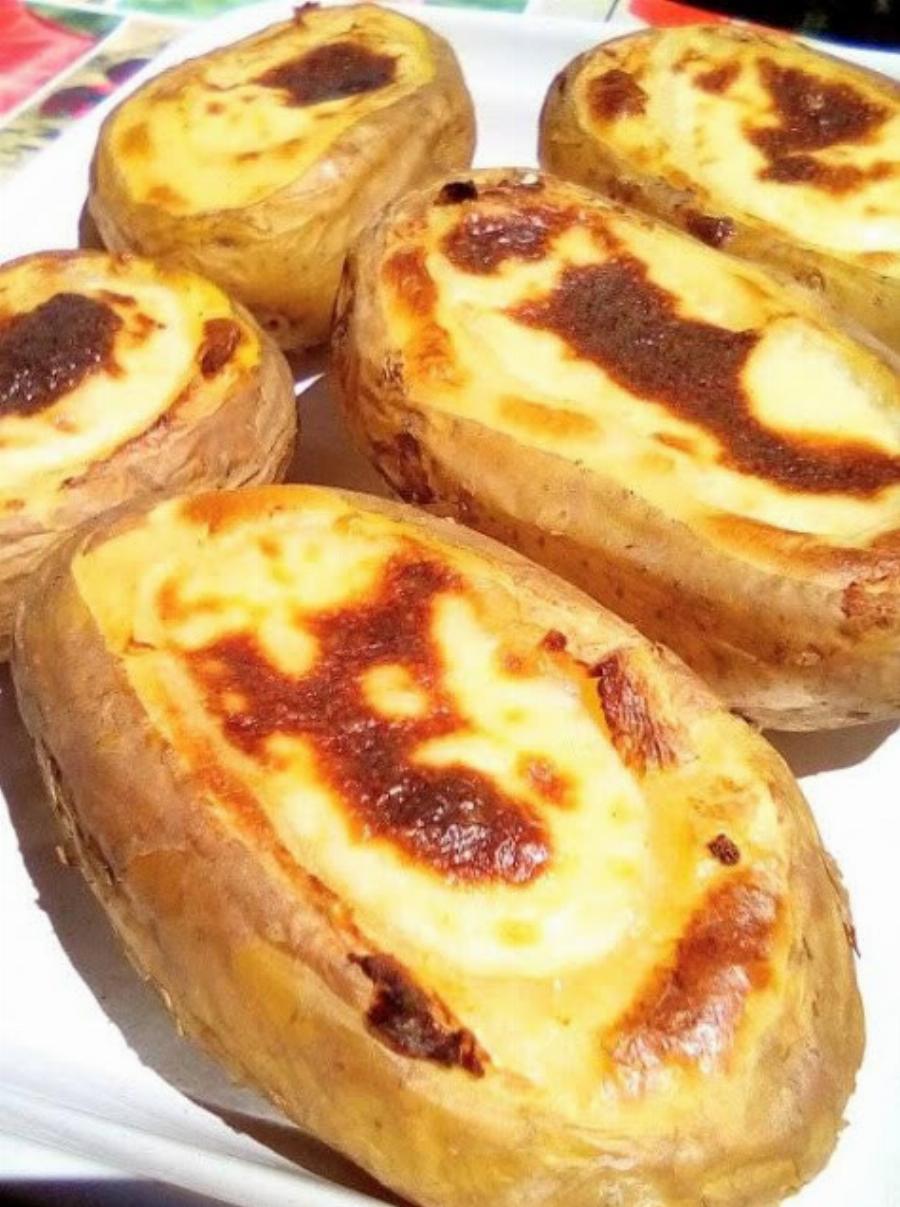 Γεμιστές Πατάτες “Μουσακάς”: Το πιο χορταστικό και εντυπωσιακό φαγητό για το Κυριακάτικο τραπέζι!