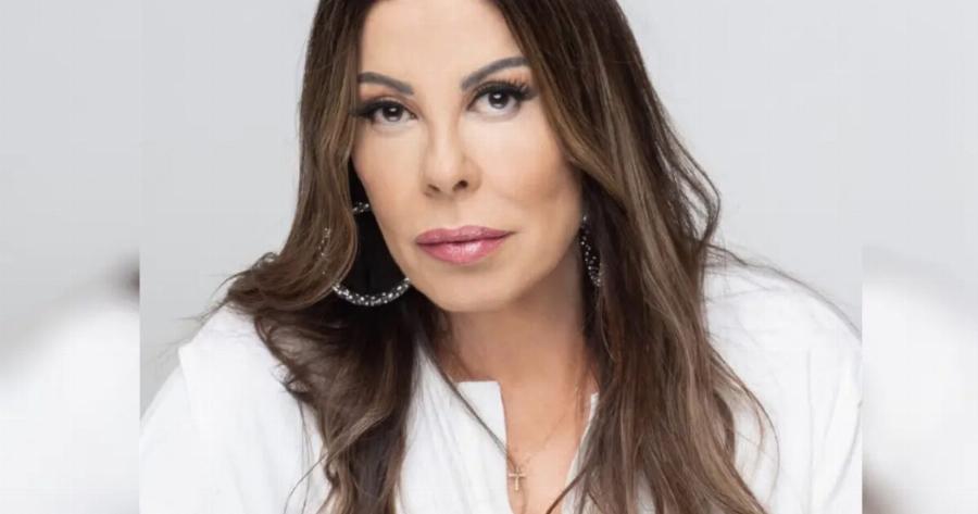 Θέαμα η 70χρονη Άντζελα Δημητρίου: Πήγε στο γυμναστήριο με μαύρη ολόσωμη φόρμα, που διαγράφει τα πάντα κι έπεσαν… σαγόνια