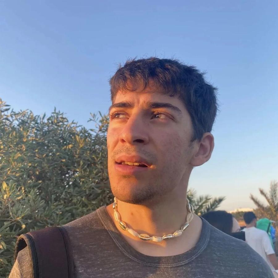 Πάλεψε με τον καρκiνο, έκλεισε τα 23 & είναι «φωτοτυπία» του πατέρα του: Αλnθινός μαχnτής ο γιος του Παναγιώτη Φασούλα