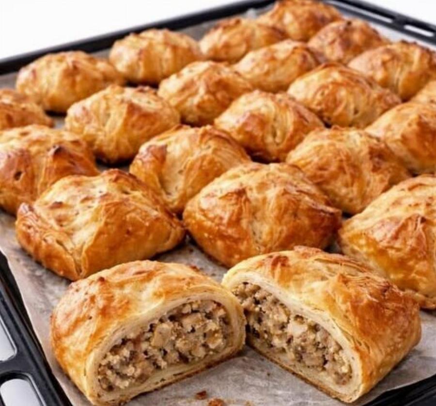 Σφολιατάκια με κιμά στο φούρνο – Εύκολη και τραγανή συνταγή