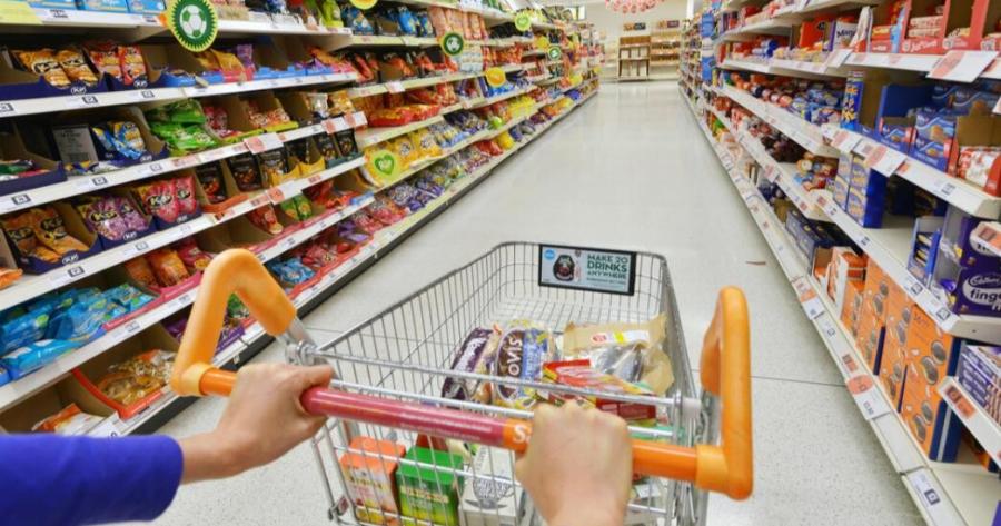 Χλώμιασαν πρωί πρωί οι καταναλωτές – Ανακλήθηκαν μακαρόνια από γνωστό σούπερ μάρκετ