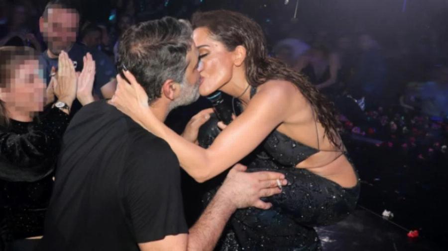 Δέσποινα Βανδή: «Χώρισα τον Ντέμη γιατί εpωτεύτηκα. Όταν είδα τον Βασίλη είπα, Χριστέ μου, πόσο όμορφος άντρας»