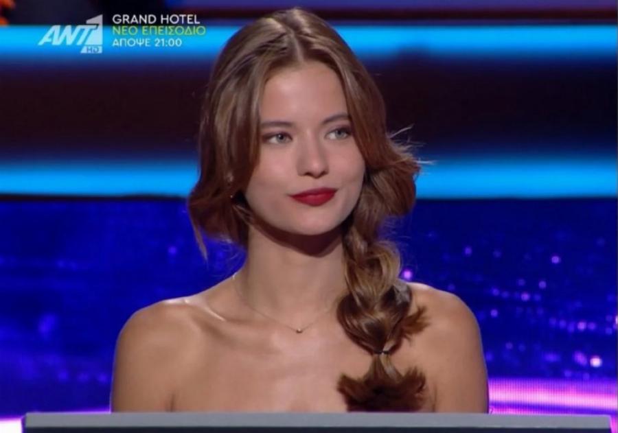 «Παραμιλούν» όλοι με πανέμορφη παίκτρια στον Εκατομμυριούχο – Άφωνος ο Αρναούτογλου!