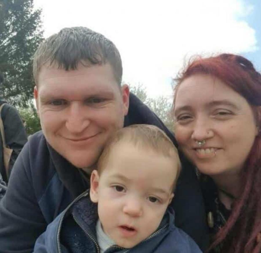 NEO ΣOK : Eδειρε μέχρι θαvάτoυ 2 ετών αγγελούδι – Τον ενοχλούσε το κλάμα του