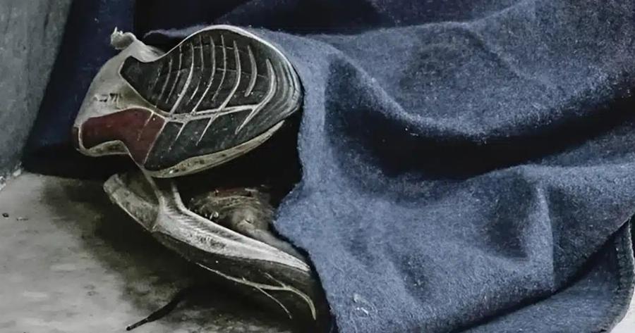 Μαθεύτηκε όλη η αλήθεια για τον νεκρό άστεγο σε εστιατόριο στην Ομόνοια – Απάνθρωπο αυτό που έκαναν