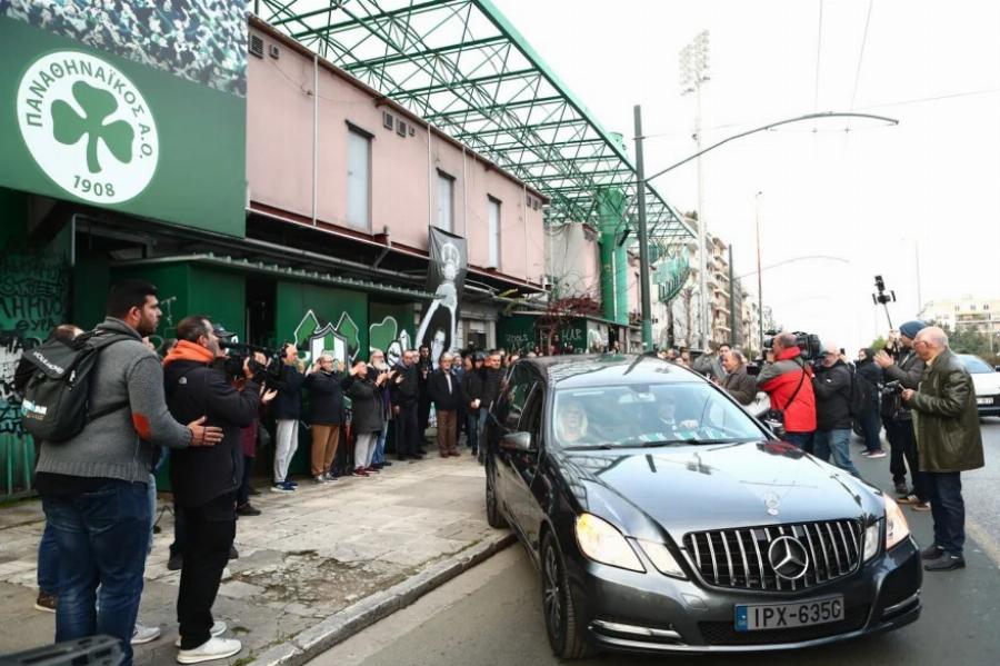 Θρήνος στην κηδεία του Μίμη Δομάζου – Δάκρυσαν όλοι Βίντεο, φωτογραφίες