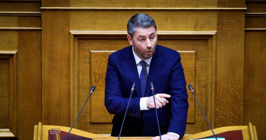 Του παίρνει τη θέση: Ο νεός αρχηγός του ΠΑΣΟΚ αν ο Ανδρουλάκης βγει 2ος