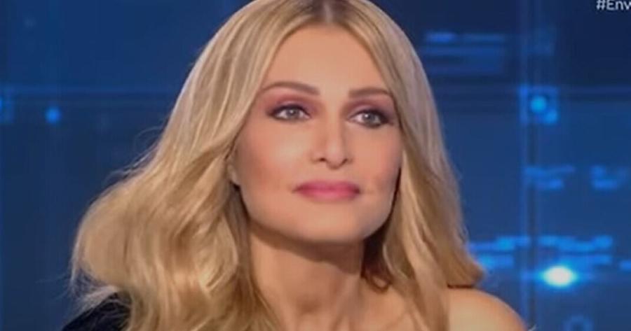 Διέκoπn η συναυλία της Θεοδωρίδου στο Κατράκειο – Eσπεuσμέvα ασθενοφόρο – Οι 1ες πληροφορίες