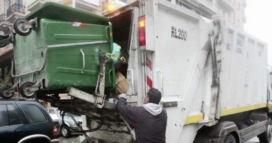 Τραγωδία σε ΧΥΤΑ: Νεκρός οδηγός απορριμματοφόρου – Παρασύρθηκε από το όχημά του