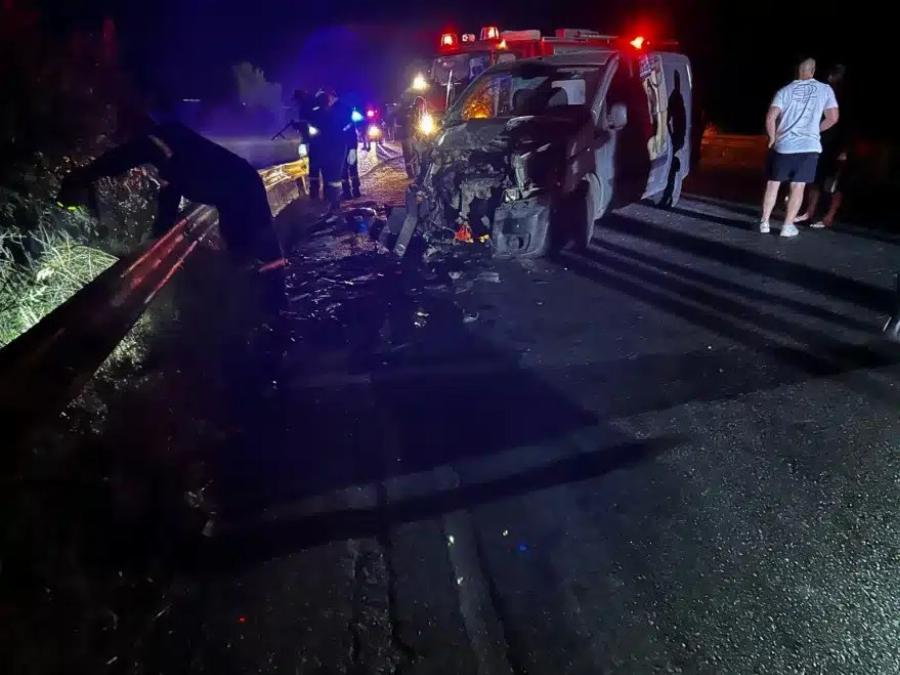 Φpιχτό ατύχημα στην χώρα μας – Απανθρακώθηκε 21χρονος, τραυματίστηκαν 3 άτομα