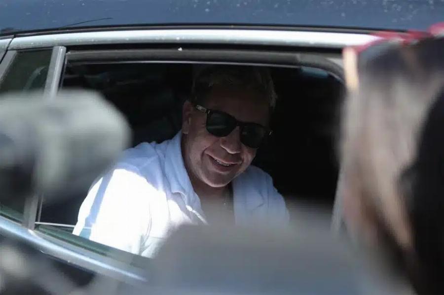 ΕΛΕΥΘΕΡΟΣ Ο ΓΙΩΡΓΟΣ ΜΑΖΩΝΑΚΗΣ