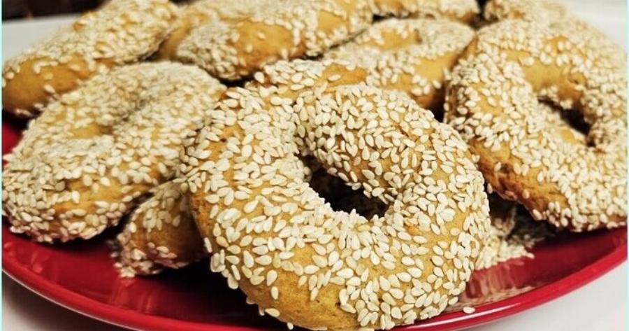 Θέλετε την Αυθεντική Συνταγή για τα υπέροχα Νηστίσιμα Κρητικά Κουλουράκια με Τσίπουρο;; Αν ναι δείτε εδώ!!