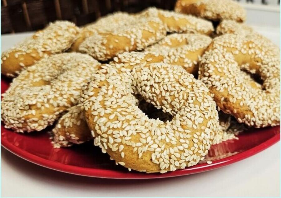 Θέλετε την Αυθεντική Συνταγή για τα υπέροχα Νηστίσιμα Κρητικά Κουλουράκια με Τσίπουρο;; Αν ναι δείτε εδώ!!