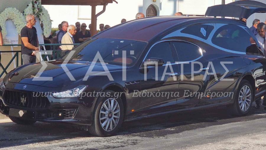 Τραγωδία στην Κορινθία: Σπαραγμός και οδύνη στην κηδεία του 40χρονου Βασίλη Κυριάκου