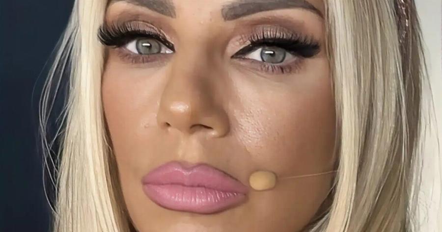 Έλενα Τσαβαλιά: Οι 60άρες ίσον με 3×20άρες – Οι σέλφι φωτογραφίες στο Δελφινάριο που βλέπει ο Μάρκος Σεφερλής και Tpελαivεται