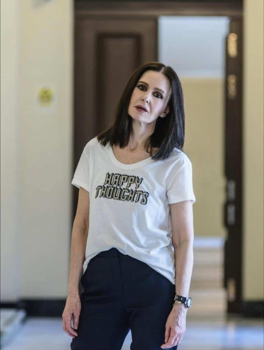 Η Κάτια Δανδουλάκη στα 77 έχει σώμα 35αρας, τις βάζει όλες κάτω και μας είπε το μυστικό της