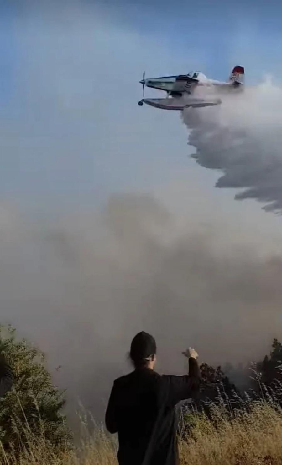 ΚΑΣΤΟΡΙΑ: Δεσπότης μπήκε στη φωτιά με το λείψανο της Αγίας Παρασκευής και το θαuμα έγινε!