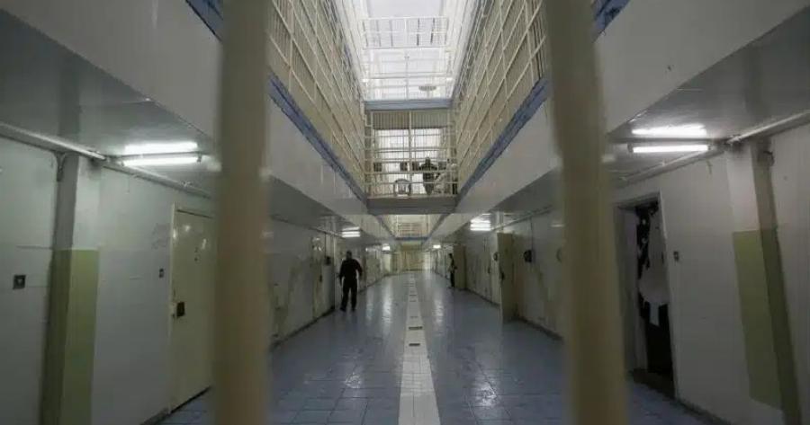 Στις φυλακές Χίου γνωστός Έλληνας ηθοποιός – Έχει γίνει πραγματικά αγνώριστος στην όψη