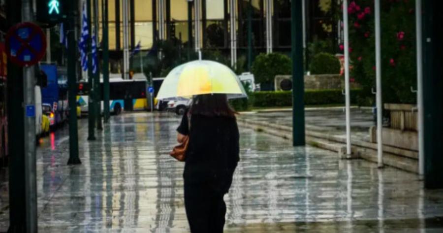 Τι ώρα θα ανοίξουν οι ουρανοί, νέο έκτακτο δελτίο «δείχνει» καταιγίδες στο κέντρο της Αθήνας