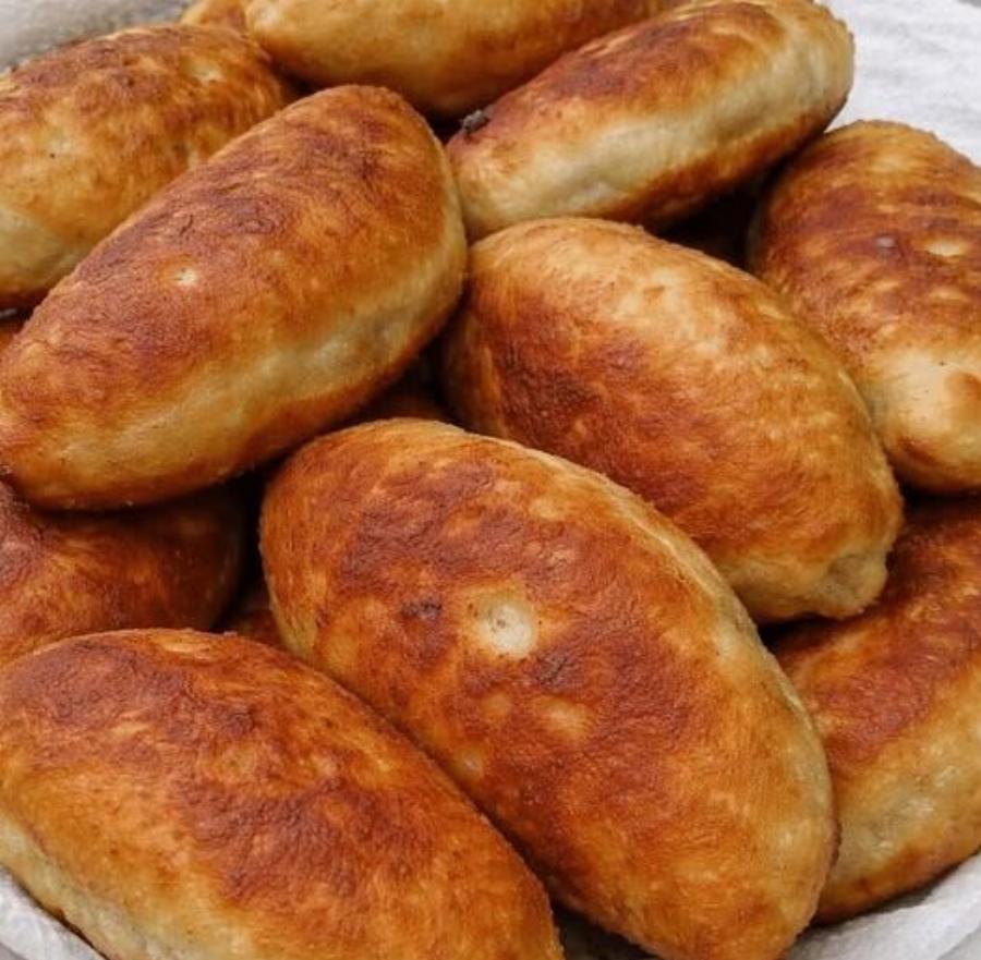 Ποντιακά πισία: Παραδοσιακή συνταγή για αφράτα και τραγανά πιτάκια