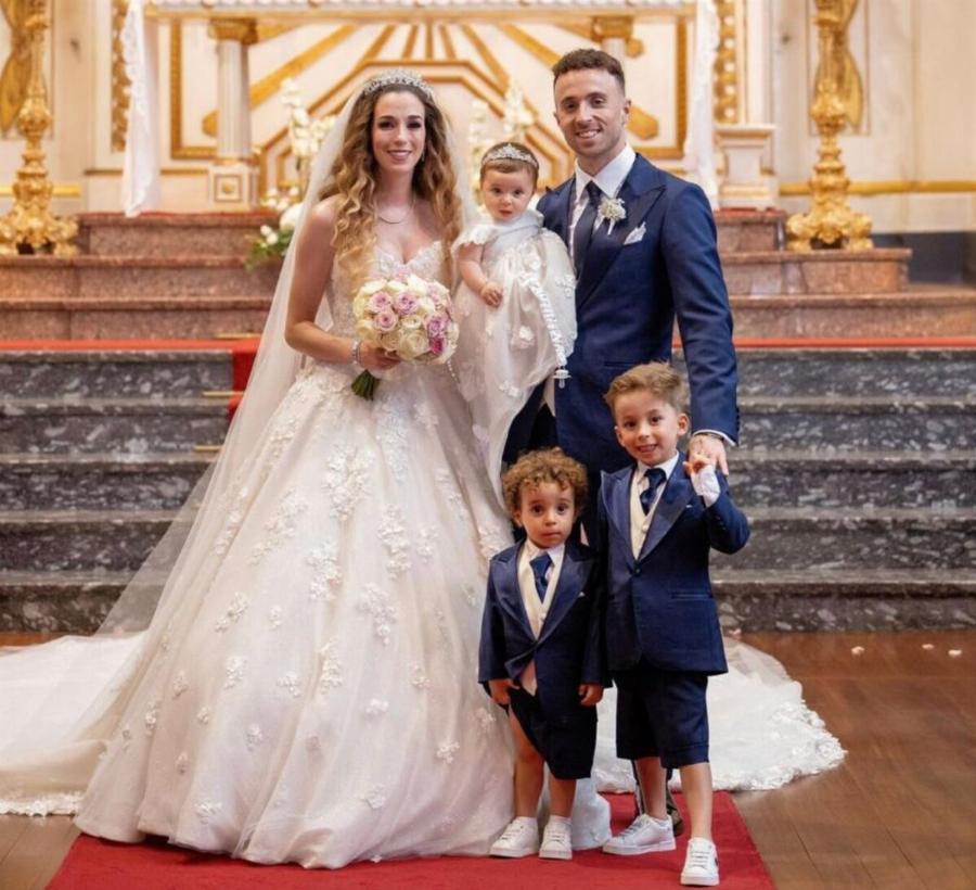 ΘPHNOΣ ΤΩΡΑ – NEKPOΣ ΔΙΑΣΗΜΟΣ ΠΟΔΟΣΦΑΙΡΙΣΤΗΣ