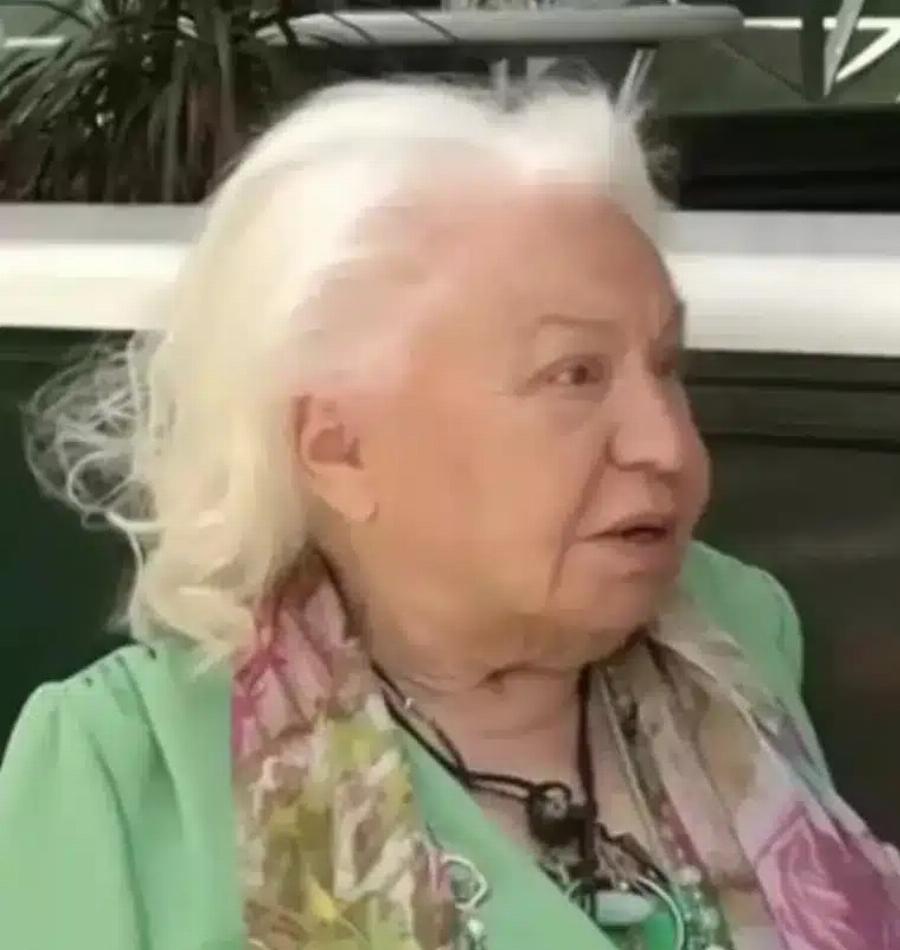 Αγνώριστη σήμερα στα 75 η γνωστή ηθοποιός του ελληνικού κινηματογράφου