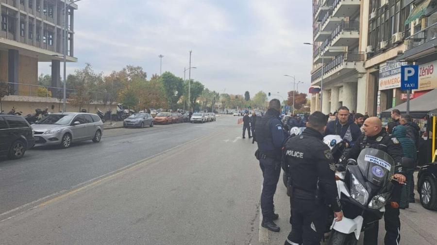 ΣΥΜΒΑΙΝΕΙ ΤΩΡΑ: Σε συναγερμό η Θεσσαλονίκη – Κλείνουν δρόμοι, εκκενώνονται τα Δικαστήρια, πανικός και κατάσταση έκτακτης ανάγκης