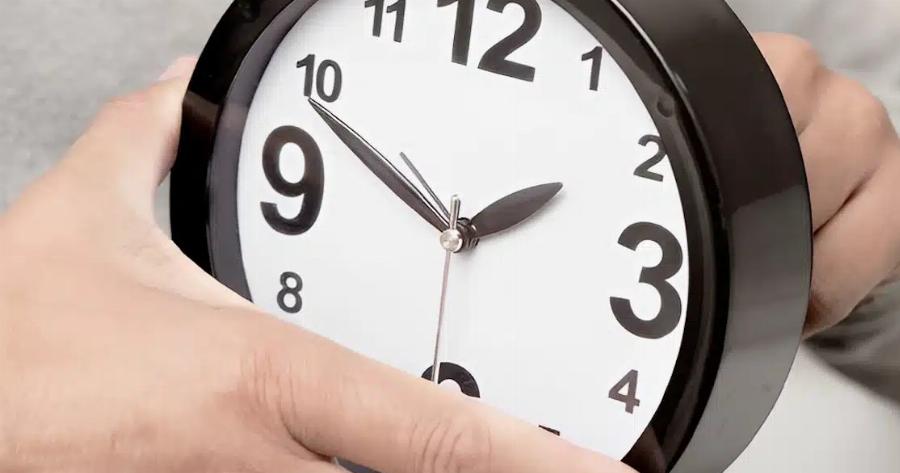 Aκυρώνεται η αλλαγή ώρας – Πότε θα γυρίσουμε το ρολόι πίσω για τελευταία φορά
