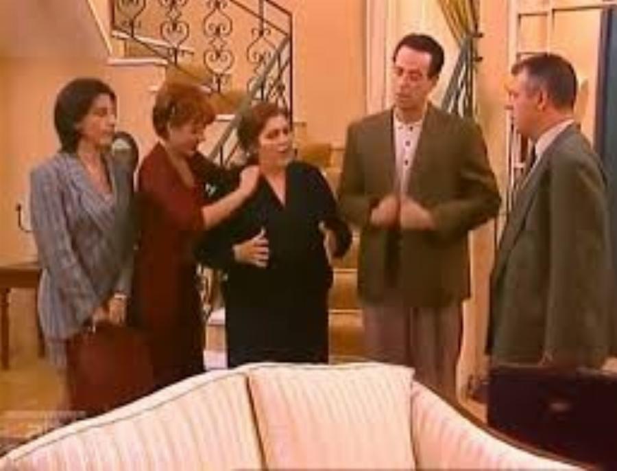 EKTAKTO: Πέθανε πασίγνωστη Ελληνίδα ηθοποιός – Όλοι την αγαπήσαμε στο Κων/νου και Ελένης